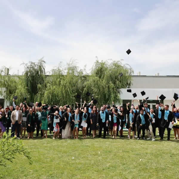 FELICITARI PROMOTIEI LICENTA 2024!?